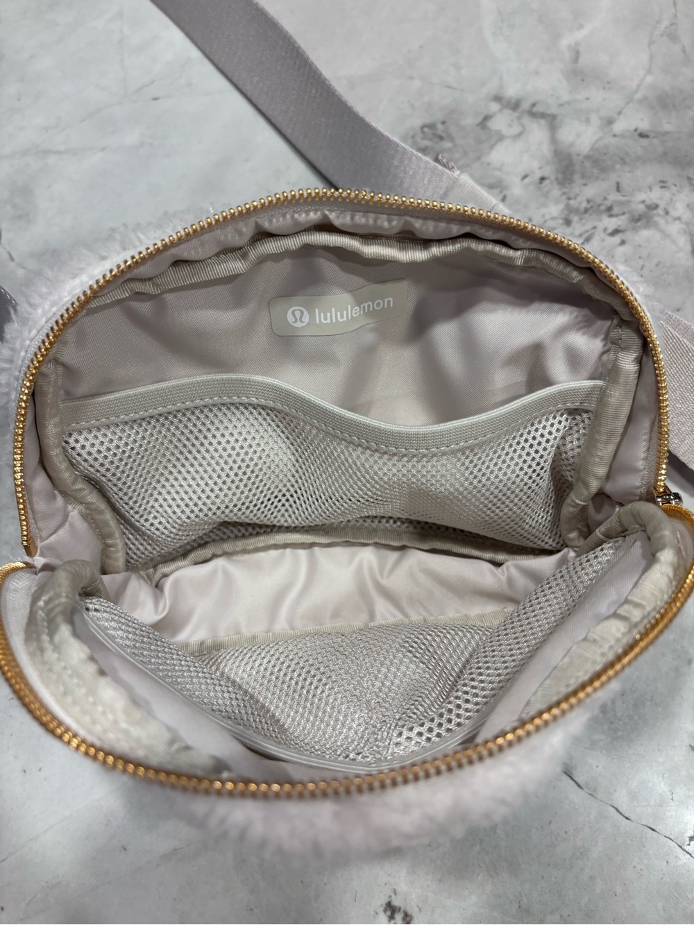 Lululemon Everywhere Belt Bag 1L - fleece! Ivory with gold hardware.